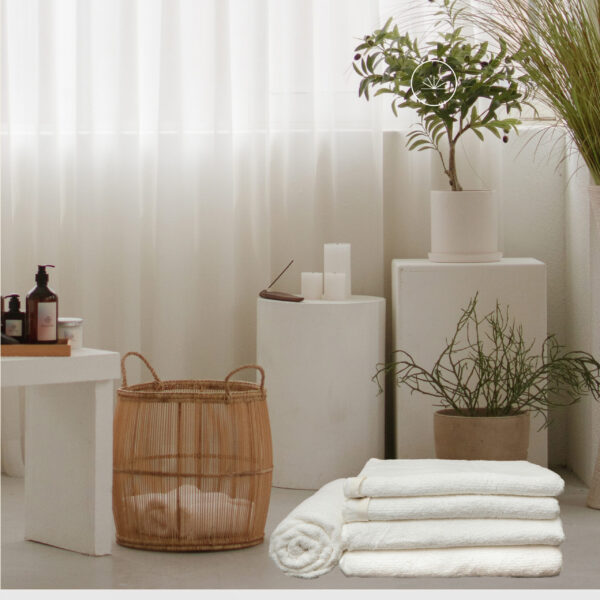 "Premium Cotton Bath Towels - Soft, Absorbent & Quick-Drying"